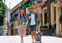 Best Travel Tips to Make Your Next Trip Easy, Safe and Enjoyable